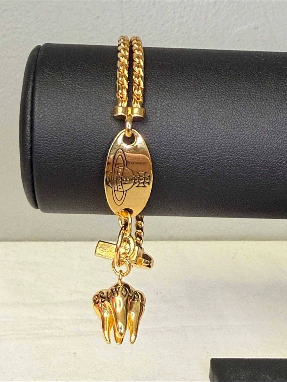 Vivienne Westwood Orb Tooth Charm Gold Tone Rope Chain Bracelet 7.1